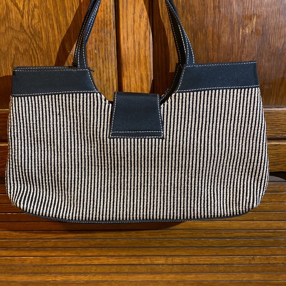 The SAK Bag vintage black and tan woven purse BAGP117 - Picture 2 of 11